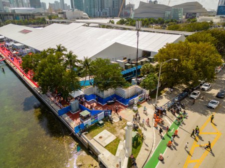 Téléchargez les photos : Miami, FL, USA - February 19, 2023: Aerial drone panorama Miami International Boat Show 2023 - en image libre de droit