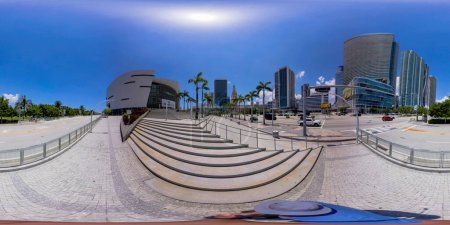 Téléchargez les photos : Brickell, FL, États-Unis - avril 23, 2023 : 360 photo équirectangulaire Miami Kaseya Center FTX American Airlines - en image libre de droit