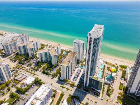 Foto de Vista aérea de Hallandale Hollywood Beach FL verano 2023 - Imagen libre de derechos