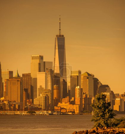 Téléchargez les photos : Skyline New York dans la teinte orange - en image libre de droit