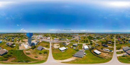Téléchargez les photos : Vue aérienne panoramique équirectangulaire 360 Crystal Beach Péninsule de Bolivar, TX - en image libre de droit