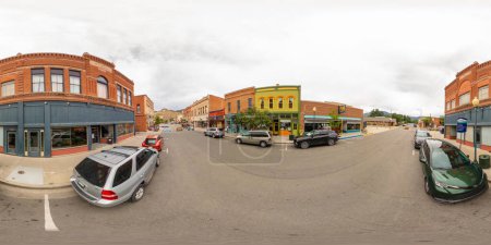 Téléchargez les photos : Salida, CO, USA - 27 Juillet 2023 : 360 panorama équirectangulaire historique McKenna Building Salida Colorado - en image libre de droit