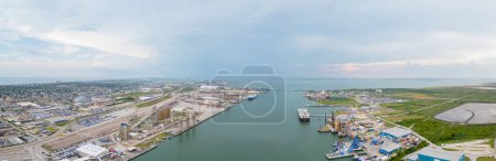 Téléchargez les photos : Panorama aérien des drones Port de Galveston 2023 - en image libre de droit