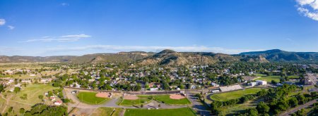 Téléchargez les photos : Panorama aérien de drone ville de Raton Nouveau-Mexique États-Unis circa 2023 - en image libre de droit