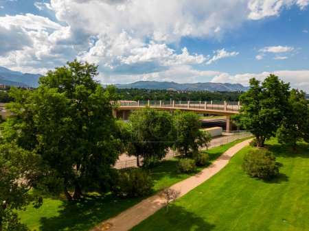 Téléchargez les photos : Photo Aérienne Parc Monument Valley Jardins Formels Colorado Springs CO - en image libre de droit