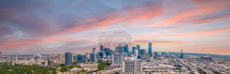 Téléchargez les photos : Panorama aérien Dallas Texas vers 2023 - en image libre de droit