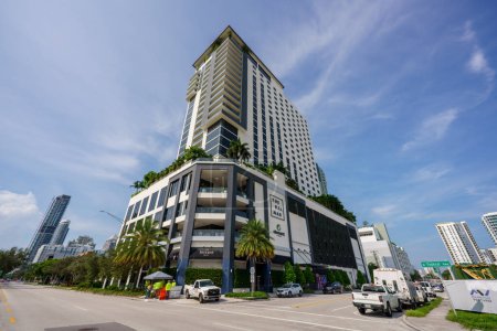 Téléchargez les photos : Fort Lauderdale, Floride, États-Unis - 31 août 2023 : Photo The Dal Mar un hôtel 5 étoiles dans le centre-ville de Fort Lauderdale - en image libre de droit