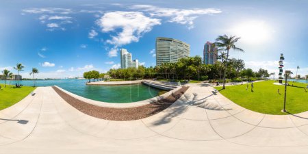 Photo for Miami Beach, FL, USA - September 3, 2023: Equirectangular 360 photo Miami Beach South Pointe Park morning activities - Royalty Free Image