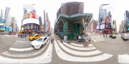 Foto de Nueva York, NY, EE.UU. - 27 de octubre de 2023: Times Square NYC 2023. 360 VR foto equirectangular - Imagen libre de derechos