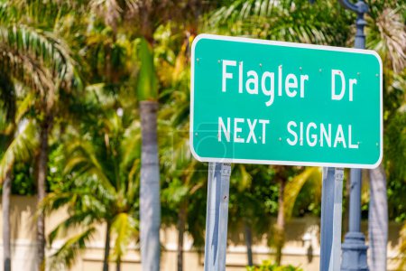 Téléchargez les photos : Flagler drive panneau de rue West Palm Beach FL - en image libre de droit