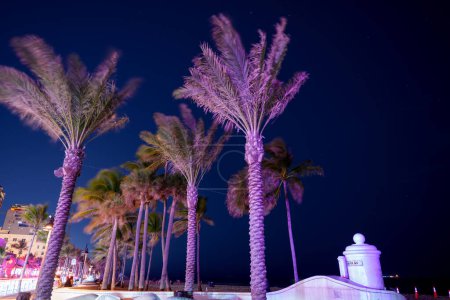 Foto de Fort Lauderdale Beach escena larga exposición noche foto - Imagen libre de derechos
