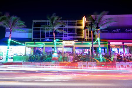Photo for Fort Lauderdale, FL, USA - March 30, 2024: Senor Frogs Fort Lauderdale Florida night scene - Royalty Free Image