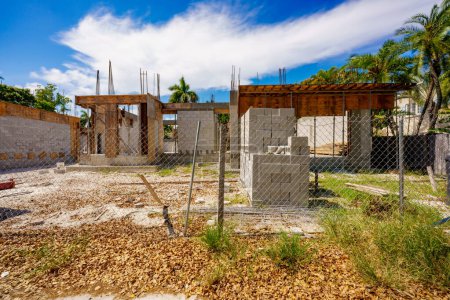 Site de construction de maisons. Photo d'une maison en construction Floride USA