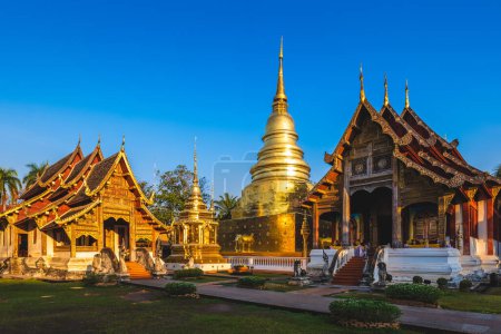 Foto de Stupa en Wat Phra Singh en Chiang Mai, Tailandia - Imagen libre de derechos