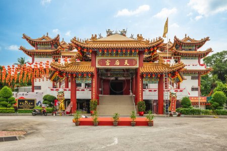 Téléchargez les photos : 13 janvier 2023 : Temple Thean Hou situé à Kuala Lumpur, Malaisie. Il a été construit par des Hainanais vivant en Malaisie, construit à partir de 1981 et achevé en 1987, officiellement ouvert en 1989. - en image libre de droit