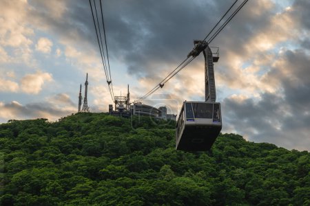 Foto de Teleférico al pico del monte hakodate en hakodate, Japón - Imagen libre de derechos