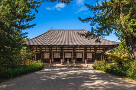 Téléchargez les photos : Salle d'or du temple Toshodaiji situé à Nara, Kansai, Japon. - en image libre de droit