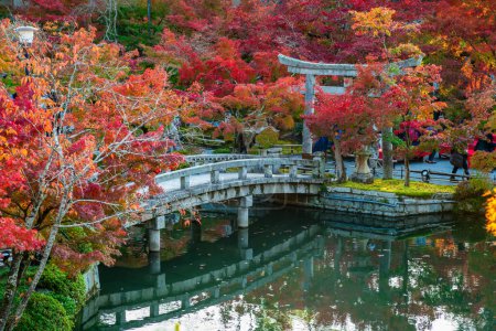 Herbstlaub am Eikando Zenrinji Tempel in Kyoto, Kansai, Japan