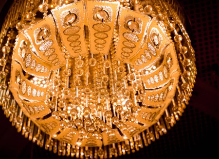 Foto de Decorative lamps background at the showroom of a large store - Imagen libre de derechos
