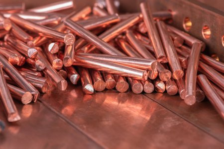 Foto de Alambre de cobre materias primas, industria metalúrgica y mercado de valores conc - Imagen libre de derechos