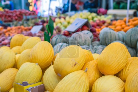Melon jaune bio sicilien, marché alimentaire de rue Ballaro à Palerme