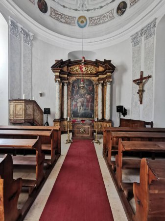 Téléchargez les photos : Vielle église design d'intérieur dans la république tchèque - en image libre de droit