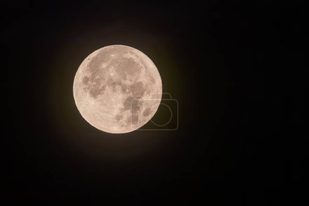 Téléchargez les photos : Super ful lune bleue 31 août - en image libre de droit