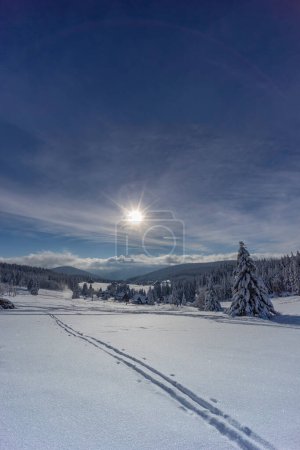 Téléchargez les photos : Paysage hivernal autour de Mala Upa, Montagnes géantes (Krkonose), Bohême du Nord, République tchèque - en image libre de droit