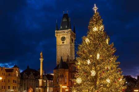 Foto de Plaza de la Ciudad Vieja en Navidad, Praga, República Checa - Imagen libre de derechos