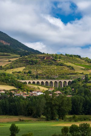 Téléchargez les photos : Paysage près de Compeyre, Midi-Pyrénées, Département Aveyron, France - en image libre de droit