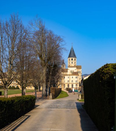 Foto de Abadía benedictina Cluny, departamento de Saone et Loire, región de Bourgogne, Francia - Imagen libre de derechos