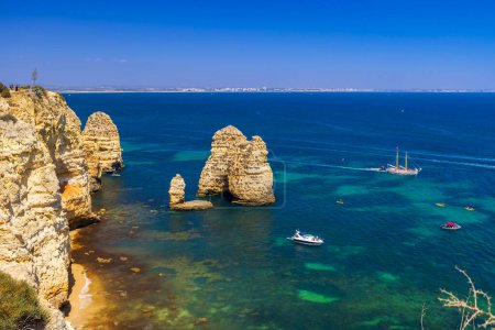 Téléchargez les photos : Côte de l'Algarve près de Lagos, Portugal - en image libre de droit