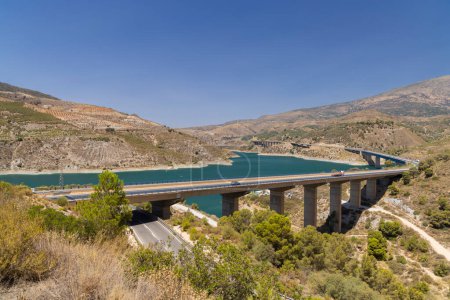 Téléchargez les photos : Water dam Rules (Embalse de Rules), Sierra Nevada, Andalousie, Espagne - en image libre de droit