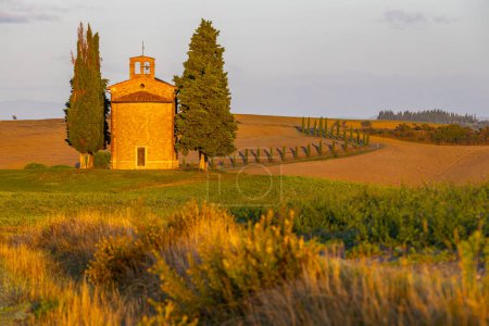 Téléchargez les photos : Chapelle de la Madonna di Vitaleta, San Quirico d Orcia, Toscane, Italie - en image libre de droit