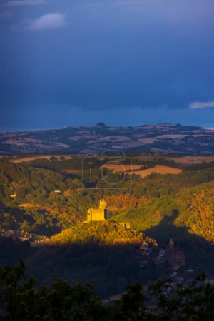 Téléchargez les photos : Château de Najac, Aveyron, Sud de la France - en image libre de droit