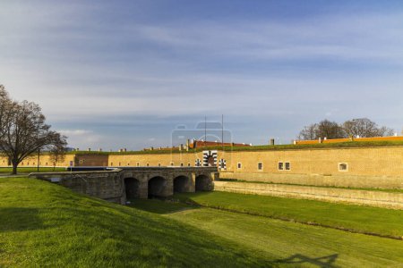 Foto de Pequeña fortaleza y monumento a las víctimas de la Segunda Guerra Mundial, Terezin, Bohemia del Norte, República Checa - Imagen libre de derechos