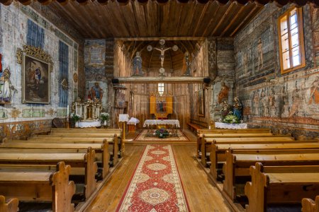 Téléchargez les photos : Roman catholic church of Saint-Francis of Assisi, UNESCO site, Hervartov near Bardejov, Slovakia - en image libre de droit