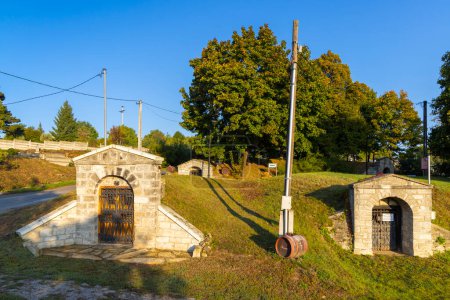 Téléchargez les photos : Traditional wine cellars in Tolcsva, Great Plain, North Hungary - en image libre de droit