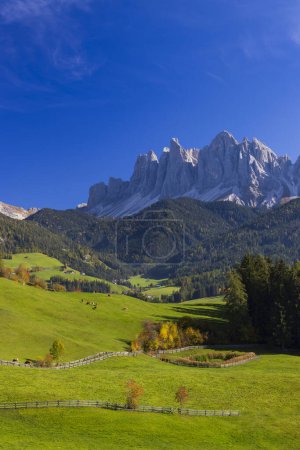 Foto de Peitlerkofel Mountain, Dolomiti near San Martin De Tor, South Tyrol, Italy - Imagen libre de derechos