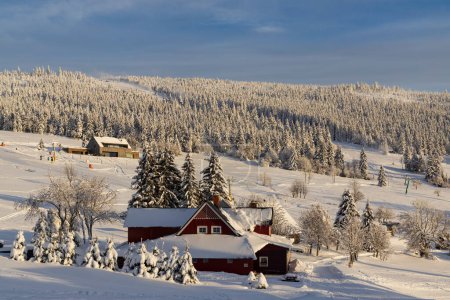 Foto de Paisaje invernal alrededor de Mala Upa, Montañas gigantes (Krkonose), Bohemia Oriental, República Checa - Imagen libre de derechos