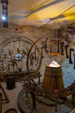 Foto de Traditional winemaking equipment in Castello di Razzano, Piedmont, Italy - Imagen libre de derechos