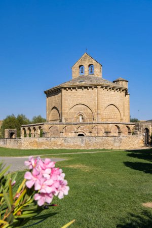 Foto de Iglesia de Santa María de Eunate, Muruzabal, Navarra, España - Imagen libre de derechos