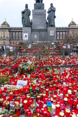Foto de Recordando después de la muerte del ex presidente Vaclav Havel en diciembre de 2011, Praga, República Checa - Imagen libre de derechos