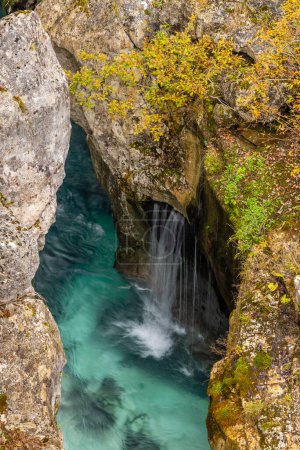 Foto de Gran Garganta de Soca (Velika korita Soce), Parque Nacional Triglavski, Eslovenia - Imagen libre de derechos