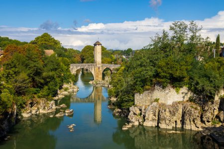 Téléchargez les photos : Pont Vieux, pont à Orthez, Nouvelle Aquitaine, Département Pyrénées Atlantiques, France - en image libre de droit