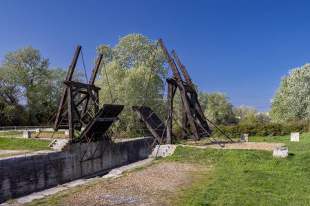 Téléchargez les photos : Pont Vincent van Gogh (Pont Van-Gogh, Pont Langlois) près d'Arles, Provence, France - en image libre de droit