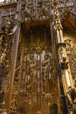 Foto de Catedral de Auch (Cathedrale Sainte-Marie d Auch), sitio de la UNESCO, Mediodía Pirineos, Francia - Imagen libre de derechos