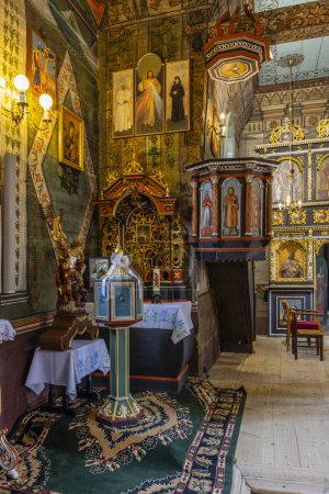 Téléchargez les photos : Église gothique en bois de l'Archange Saint-Michel, Brunaire, Voïvodie de Petite-Pologne, Pologne - en image libre de droit