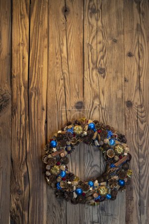Téléchargez les photos : Fond de Noël tchèque traditionnel sur planche de bois - en image libre de droit