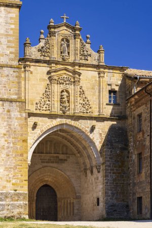 Foto de Monasterio de Irache, Camino a Santiago de Compostela, Navarra, España - Imagen libre de derechos